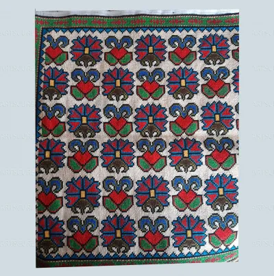 The pillowcase is made on the basis of Shakhrisabz embroidery.