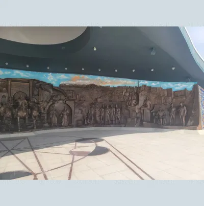 Istiqlol monumenti relyef haykallari