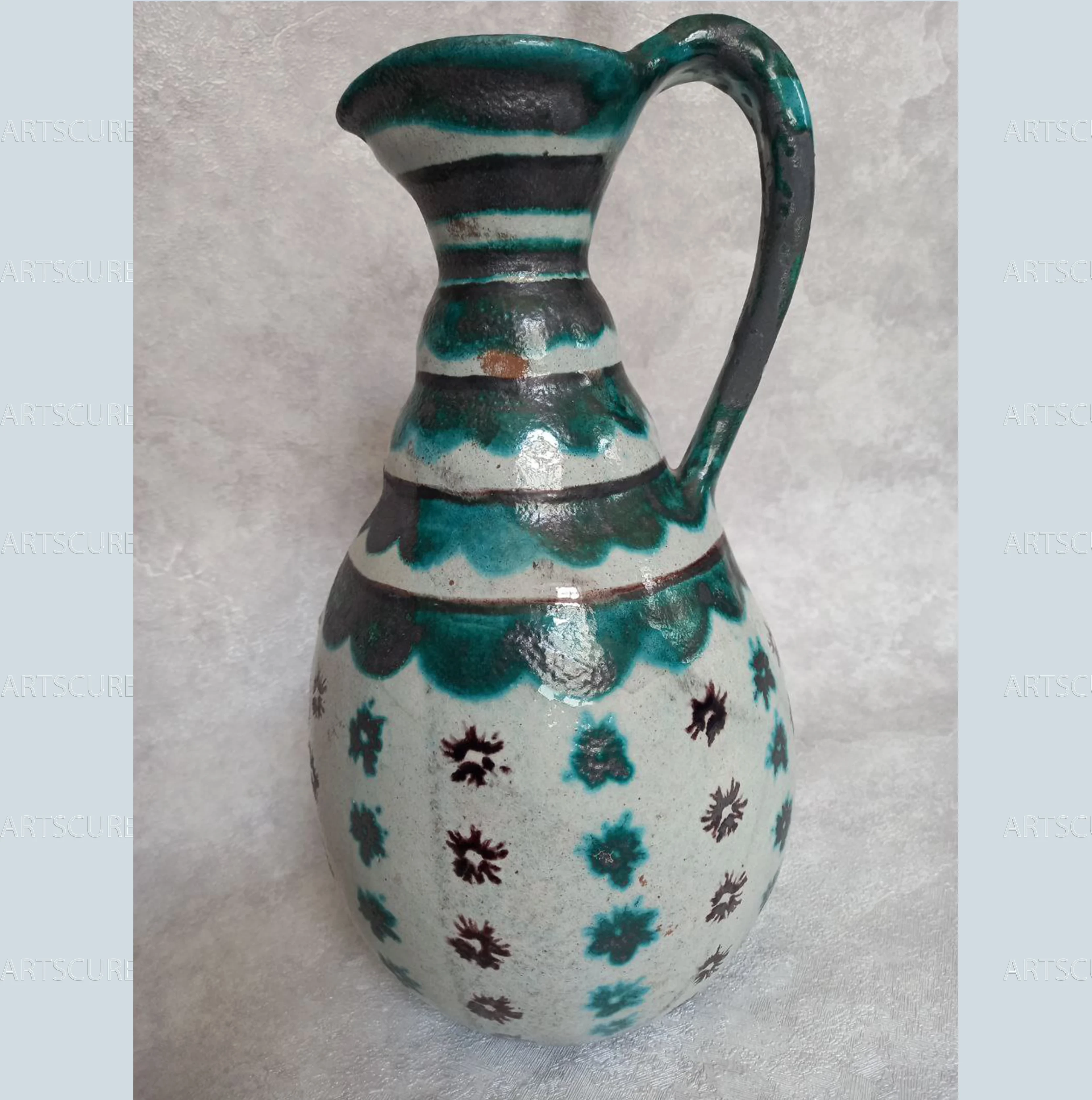 "Jug"